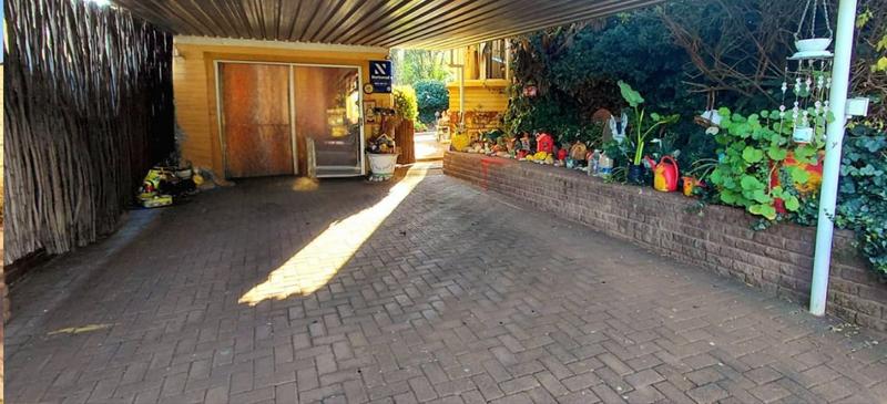 3 Bedroom Property for Sale in Noordhoek Free State